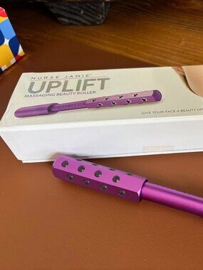 Nurse Jamie--Uplift face sculpting tool